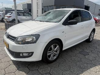 Vaurioauto  passenger cars Volkswagen Polo 1.2-12V BlueMotion Trendline 2012/3