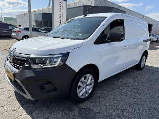 škoda osobní automobily Renault Kangoo 1.3 TCe 130 GPF Luxe L2 2024/2