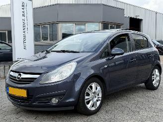 skadebil auto Opel Corsa 1.2-16V Essentia 2009/3