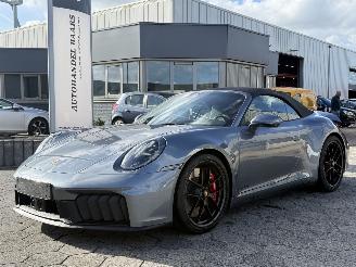 Unfallwagen Porsche 911 Carrera 4 GTS Cabrio 357KW 2025/8