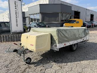 skadebil caravan Trigano  vouwagen 2005/6