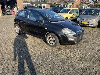 Fiat Punto Evo 1.3 MULTIJET KLIMATRONIC SPORTVELGEN picture 2