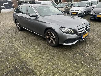 skadebil auto Mercedes E-klasse 220 d Ambition Estate automaat. amg. 2017/9