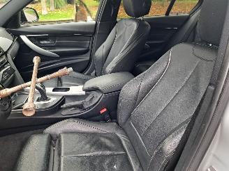 BMW 3-serie 320i high executive automaat picture 7