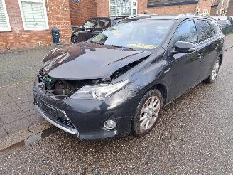  Toyota Auris Touring Sports 1.8 hybrid 2014/10