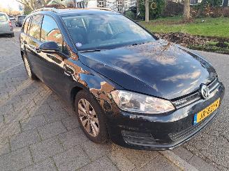 Auto incidentate Volkswagen Golf 1.0i variant 85kw 2016/6