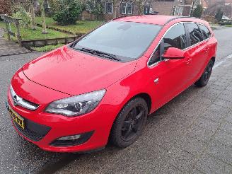 Unfallwagen Opel Astra 1.4 TURBO SPORT 2015/1