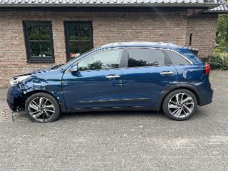 Kia Niro 1.6 GDI HYBRID EXECUTIVE LINE picture 7