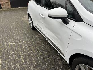 Renault Clio 1.0 TCe ZEN NAVI picture 11