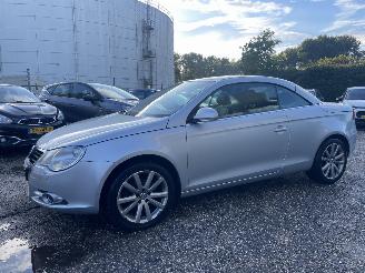 Volkswagen Eos 2.0-16V FSI AIRCO NAVI LEDER CRUISE picture 2