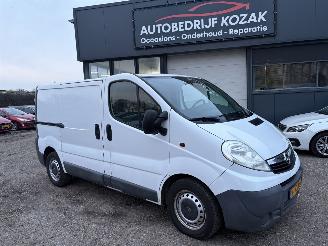 ocasión vehículos comerciales Opel Vivaro 2.5 CDTI AIRCO NIEUWE APK MARGE 3-pers. 2009/7