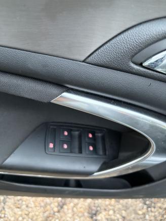 Opel Insignia 1.8 EDITION AIRCO PDC CRUISE picture 9
