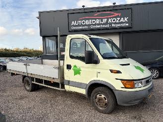 damaged commercial vehicles Iveco Daily 40C11 2001/11