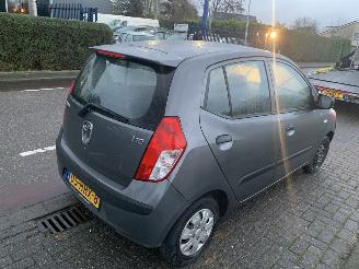 Hyundai I-10 1.1-12V picture 3