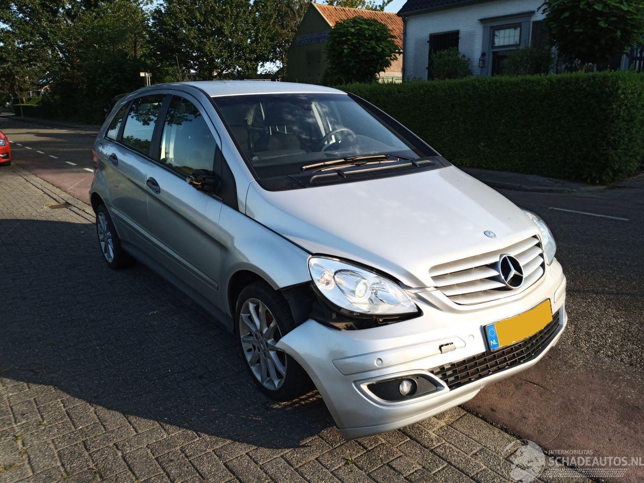 Mercedes B-klasse 2.0 AUT