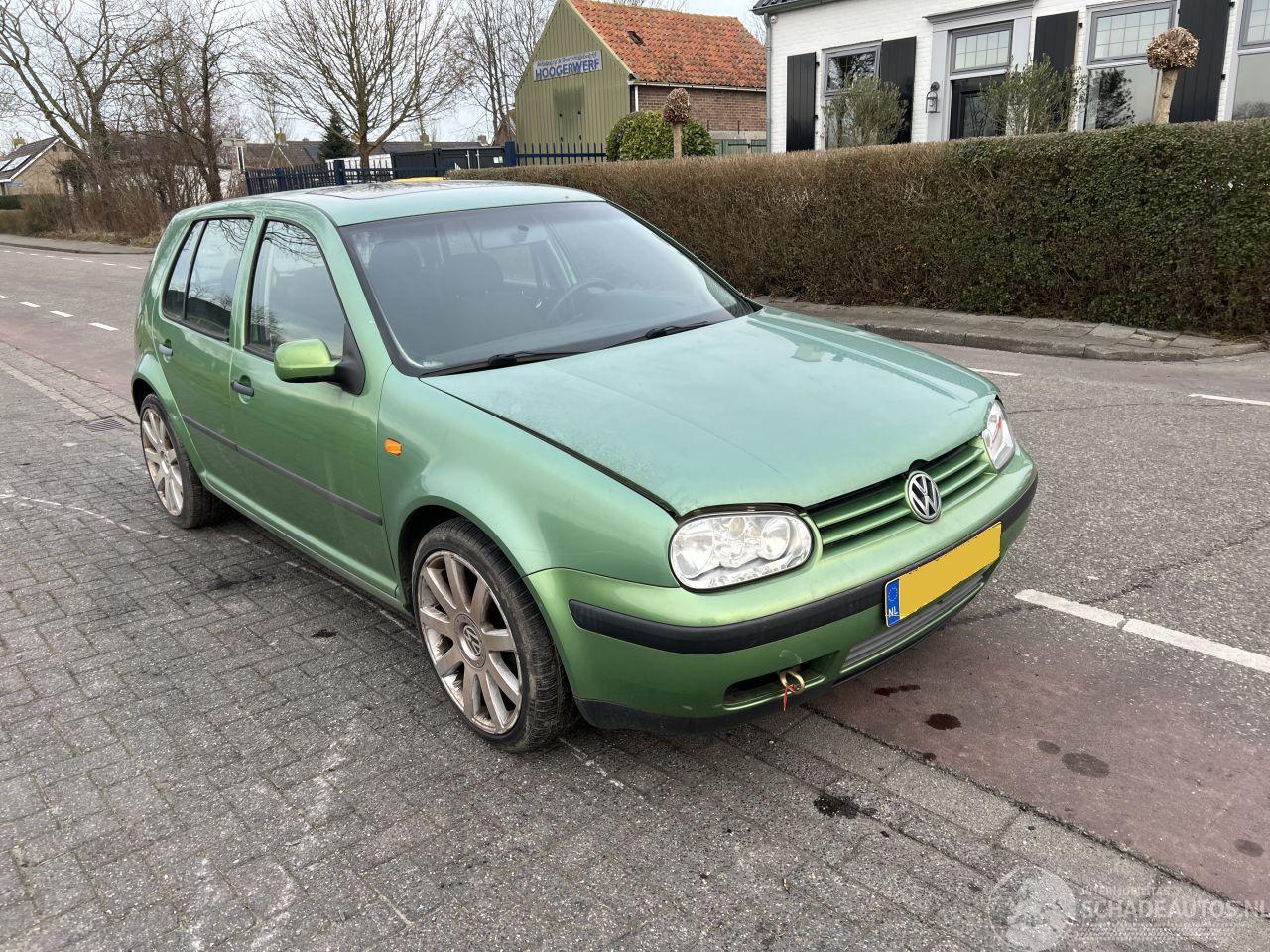 Volkswagen Golf 1.4-16V