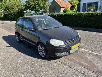 Uttjänta bilar auto Volkswagen Polo 1.4-16V 2005/5
