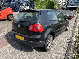 Volkswagen Golf 1.6 Trendline picture 3