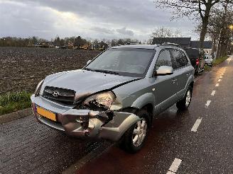 Voiture accidenté Hyundai Tucson 2.0-16V CVVT 4x2 2005/7