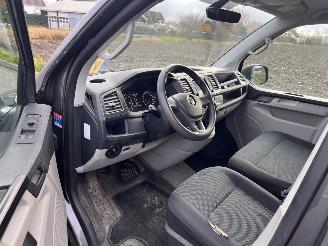 Volkswagen Transporter T6 2.0 TDi 103 kw Automaat L1H1 picture 5