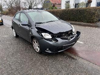 Coche accidentado Mazda 2 1.3-16V TS Plus 2009/2
