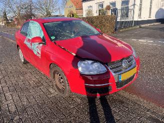 Damaged car Volkswagen Jetta 1.4 Tsi 160 DSG 2010/1