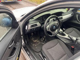 BMW 3-serie 320i picture 5