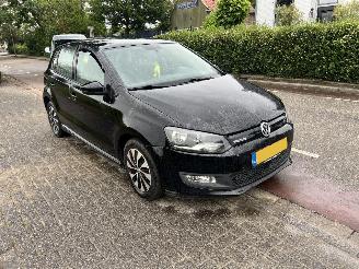 Voiture accidenté Volkswagen Polo 1.4 TDi Blue-motion 2015/1