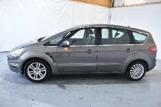 Ford S-Max  picture 4