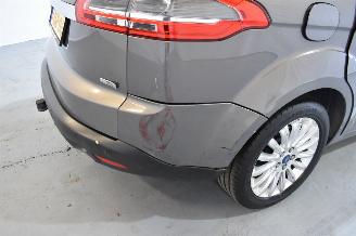 Ford S-Max  picture 12