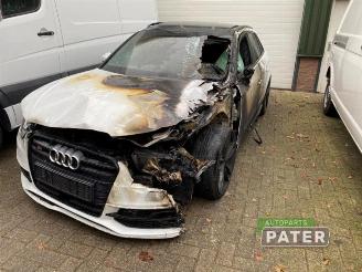 Vrakbiler auto Audi S3 S3 Sportback (8VA/8VF), Hatchback 5-drs, 2012 / 2020 2.0 T FSI 16V 2014/6