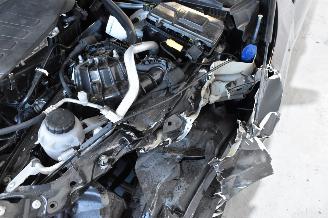 Mercedes C-klasse 180 AMG Line picture 10