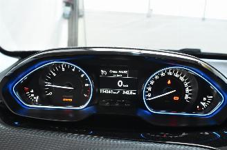 Peugeot 2008 1.2 Pure tech allure picture 19