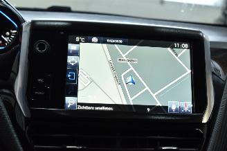 Peugeot 2008 1.2 Pure tech allure picture 26