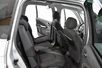 Ford Galaxy 2.3-16V Ghia picture 15