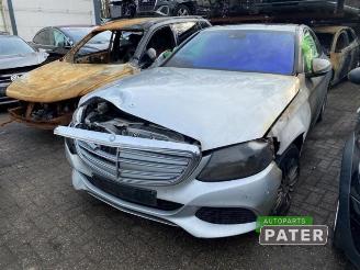 Vrakbiler auto Mercedes C-klasse C (W205), Sedan, 2013 / 2021 C-250 2.2 CDI 16V BlueTEC, C-250d 2014/9