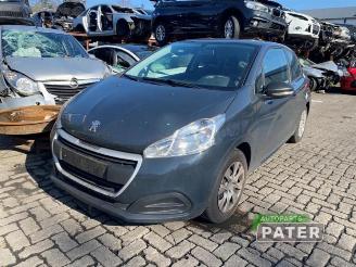 disassembly passenger cars Peugeot 208 208 I (CA/CC/CK/CL), Hatchback, 2012 / 2019 1.0 Vti 12V PureTech 2015/10