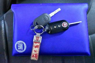 Fiat 500L  picture 37