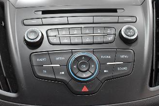 Ford Kuga 1.5 EcoB. ST Line picture 33