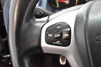 Ford Fiesta  picture 26