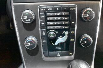 Volvo V-60 1.6 T3 Momentum picture 35