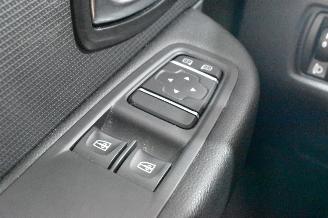 Renault Clio 0.9 TCe Limited picture 16