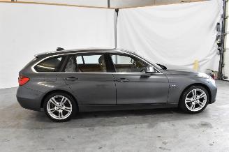 BMW 3-serie 320i High Executive picture 8
