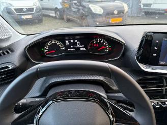 Peugeot 208 1.2 PureTech Active picture 33