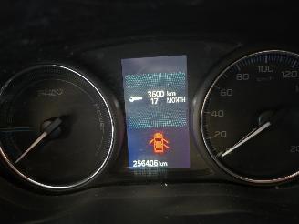 Mitsubishi Outlander 2.0 PHEV Instyle picture 24