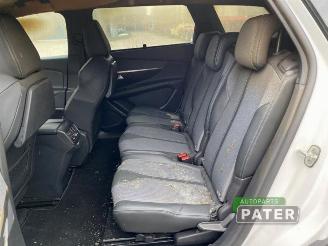 Peugeot 5008 5008 II (M4/MC/MJ/MR), MPV, 2016 / 2024 1.2 12V e-THP PureTech 130 picture 12