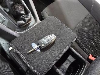 Ford Focus 1.0 1.0 Trend Edition picture 34