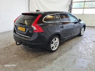 Volvo V-60 2.4 D5 Twin Engine Lease Edition picture 7
