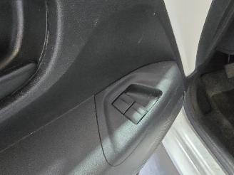 Peugeot 108 1.0 e-VTi Active picture 20