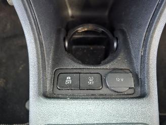 Volkswagen Up! 1.0 BMT move up! picture 27